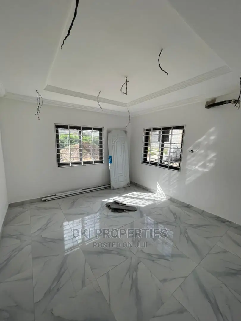 4bdrm House in Dki Properties, East Legon for Sale