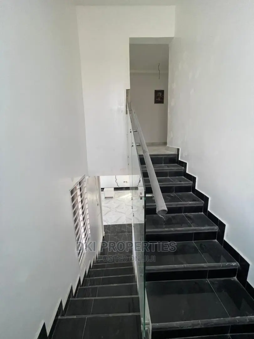 4bdrm House in Dki Properties, East Legon for Sale