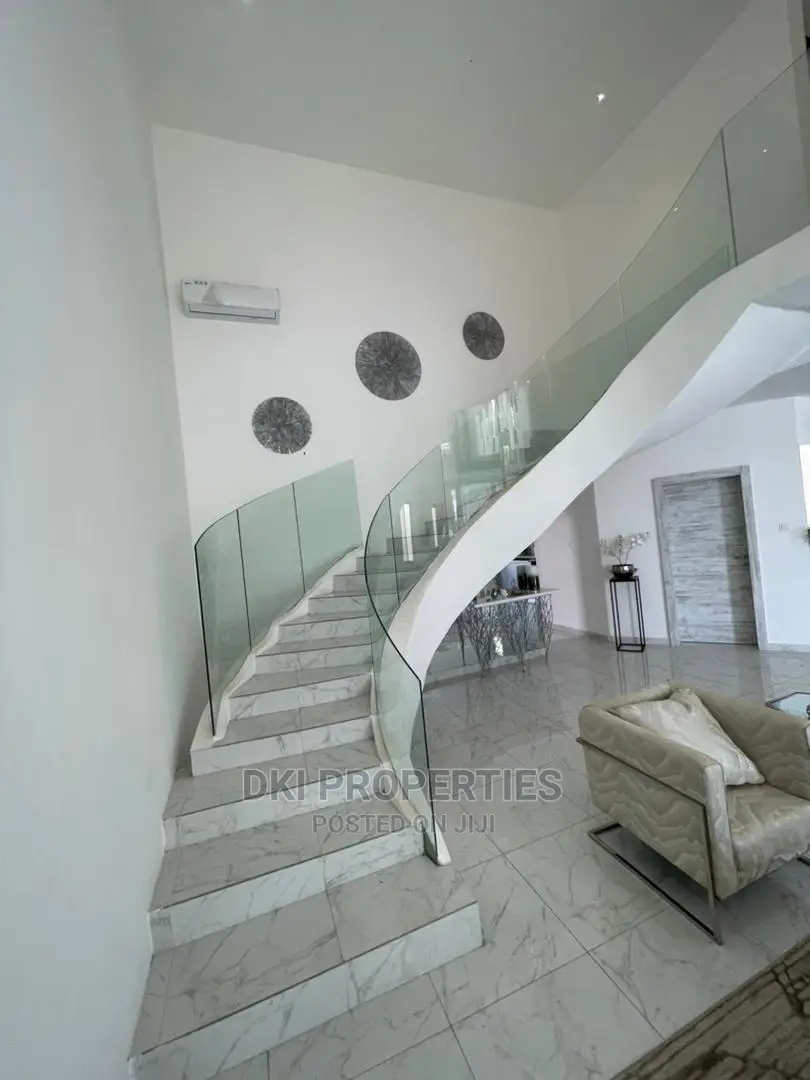 4bdrm House in Dki Properties, Adjiriganor for Sale