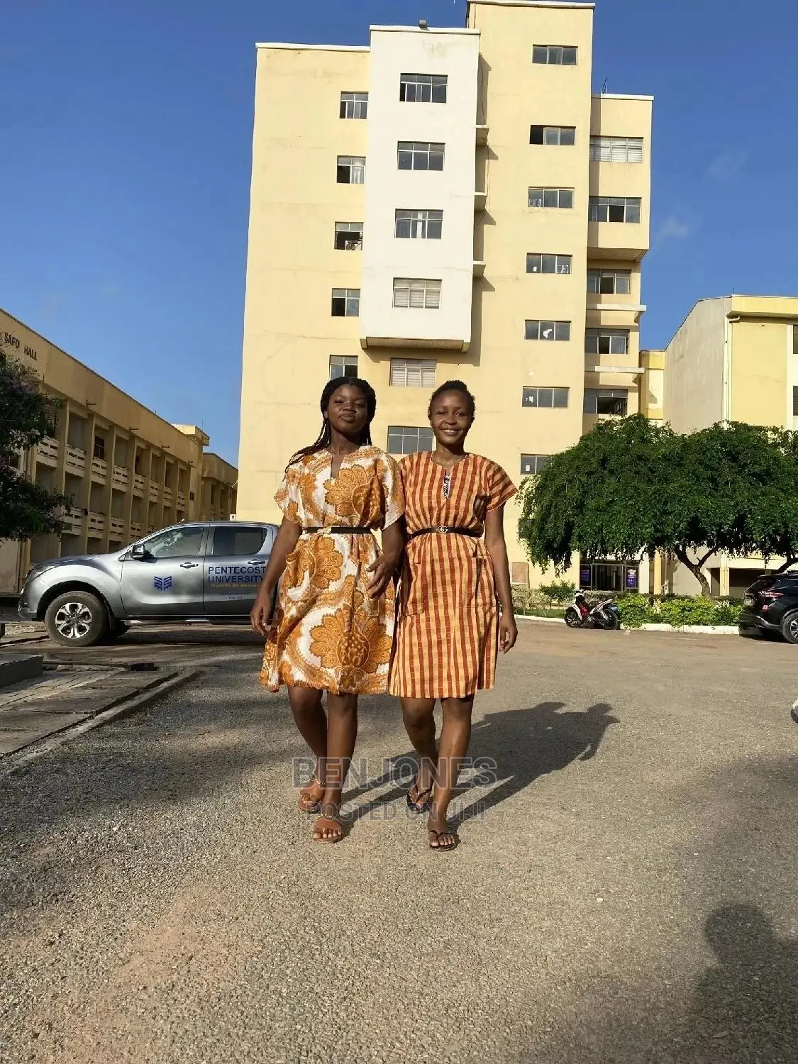 Kowa Dresses