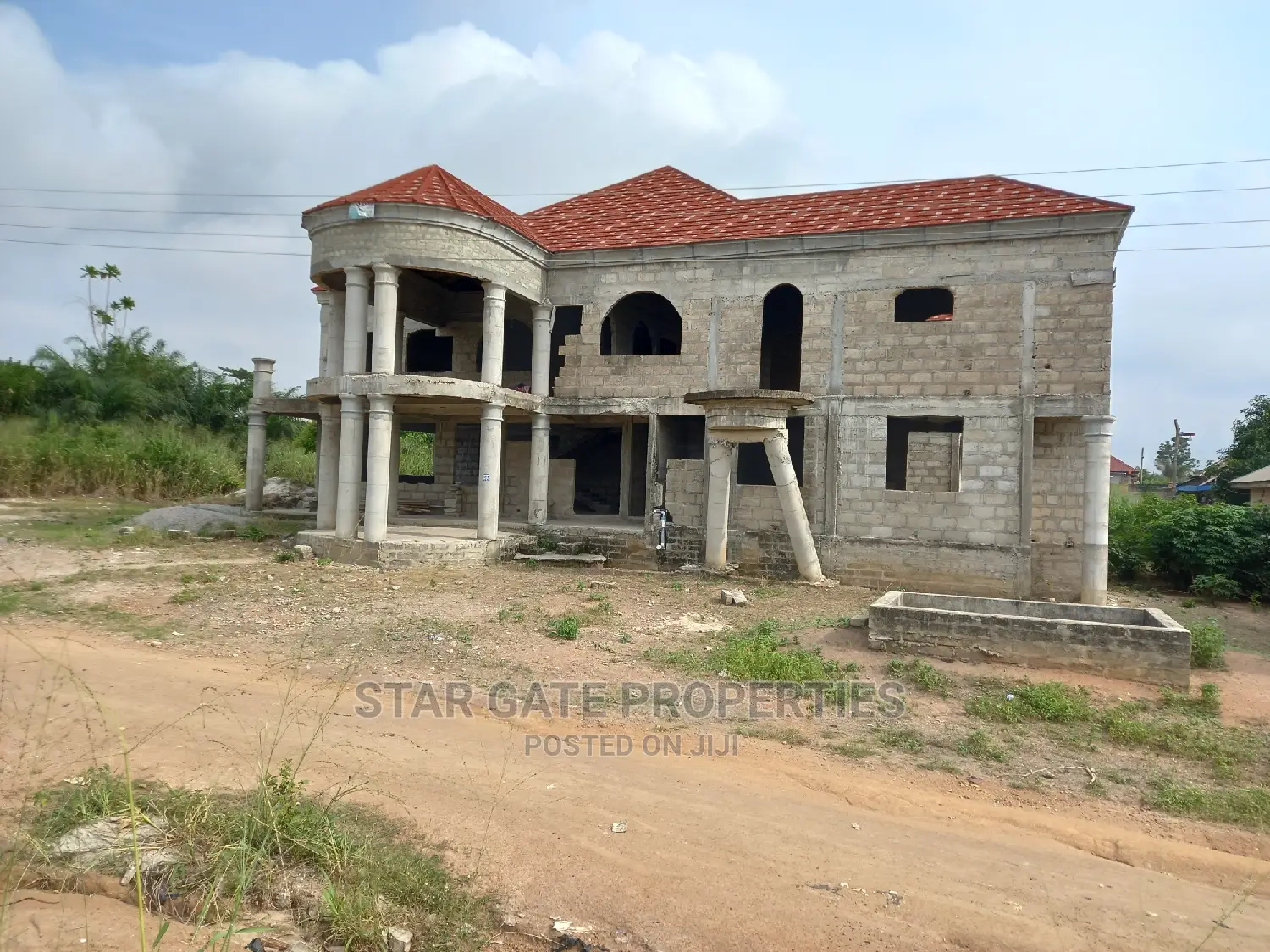 8bdrm Mansion in Star Gate, Kumasi Metropolitan for sale