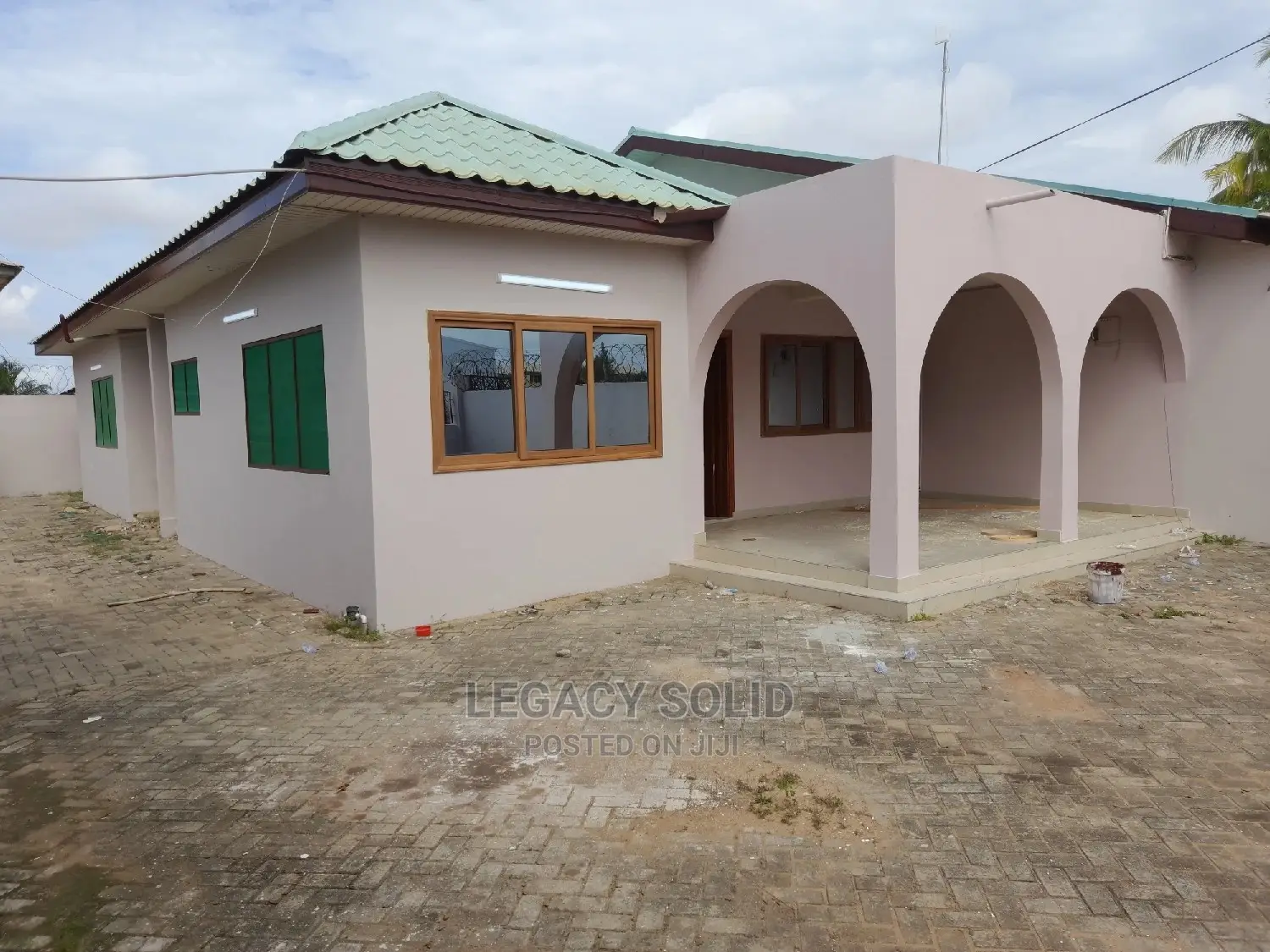 3bdrm House in Legacy Solid Real, Teshie for rent