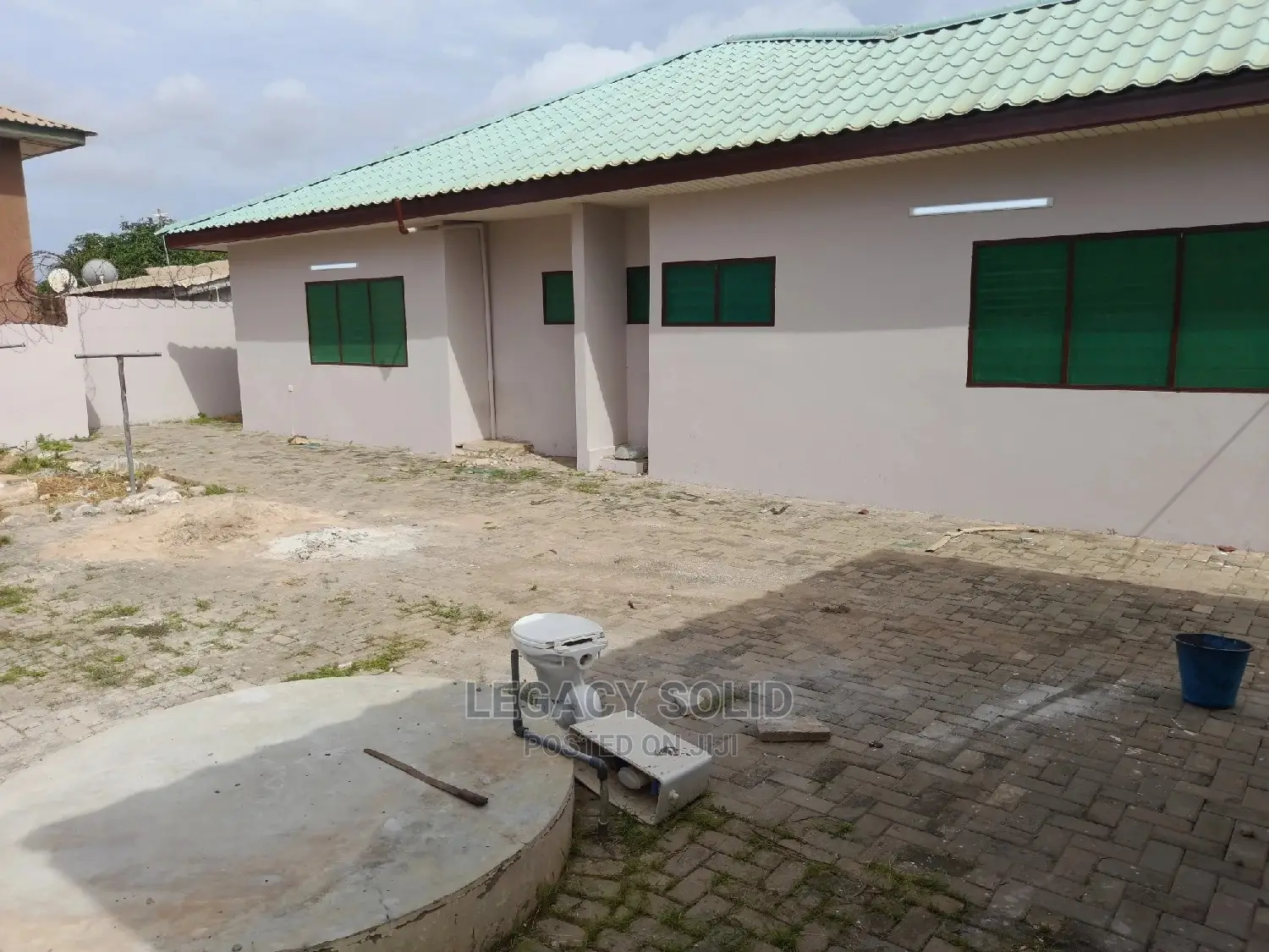 3bdrm House in Legacy Solid Real, Teshie for rent