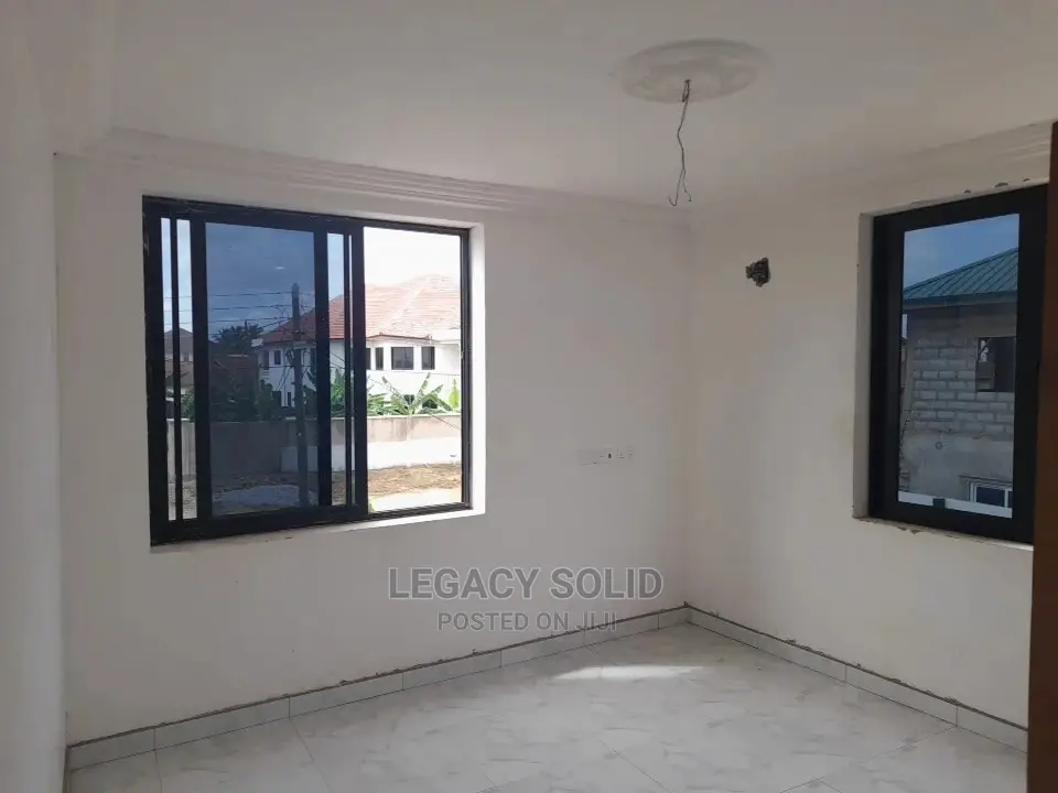 4bdrm Apartment in Legacy Solid Real, Teshie for rent