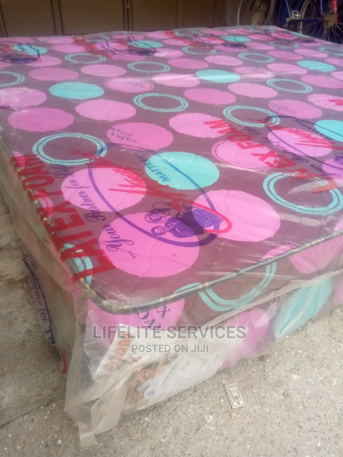 12" High Density Mattress King Size(84x75)
