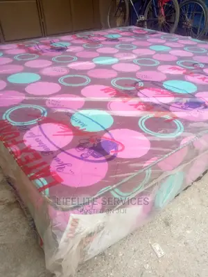 Mattress / Latex Foam 12" King(High Density)