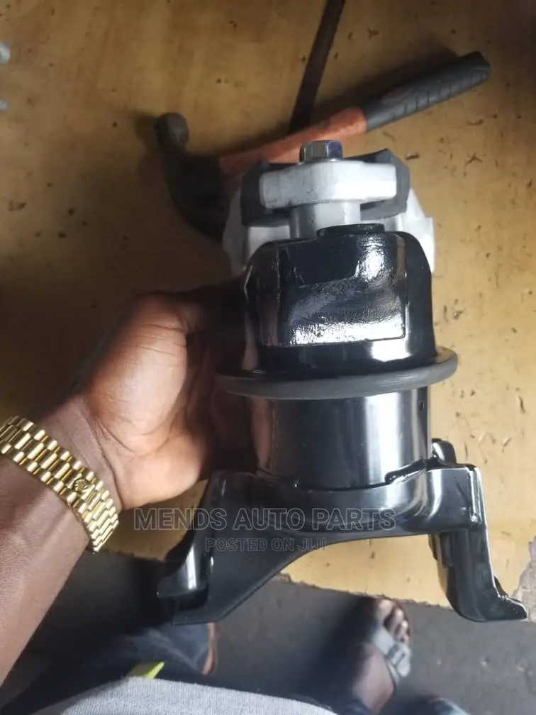 Honda Civic Engine Seat