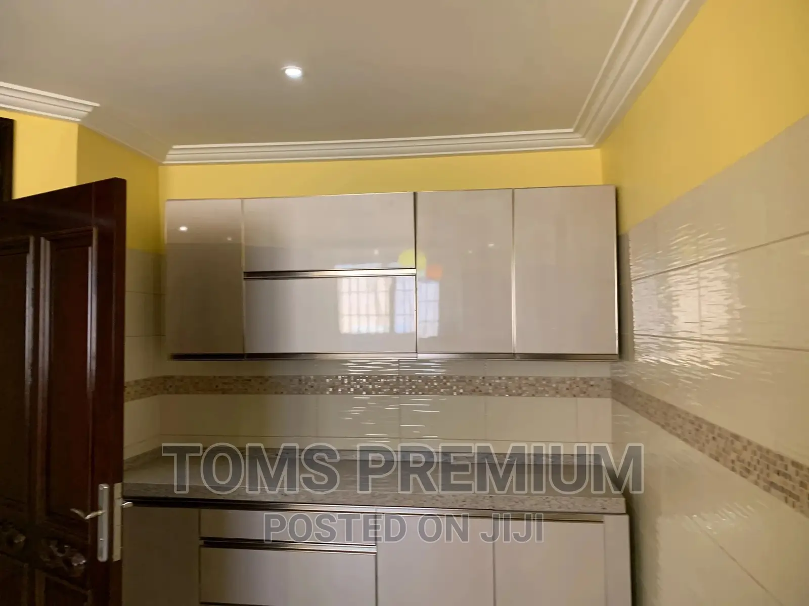 5bdrm House in Trassaco, East Legon for Rent