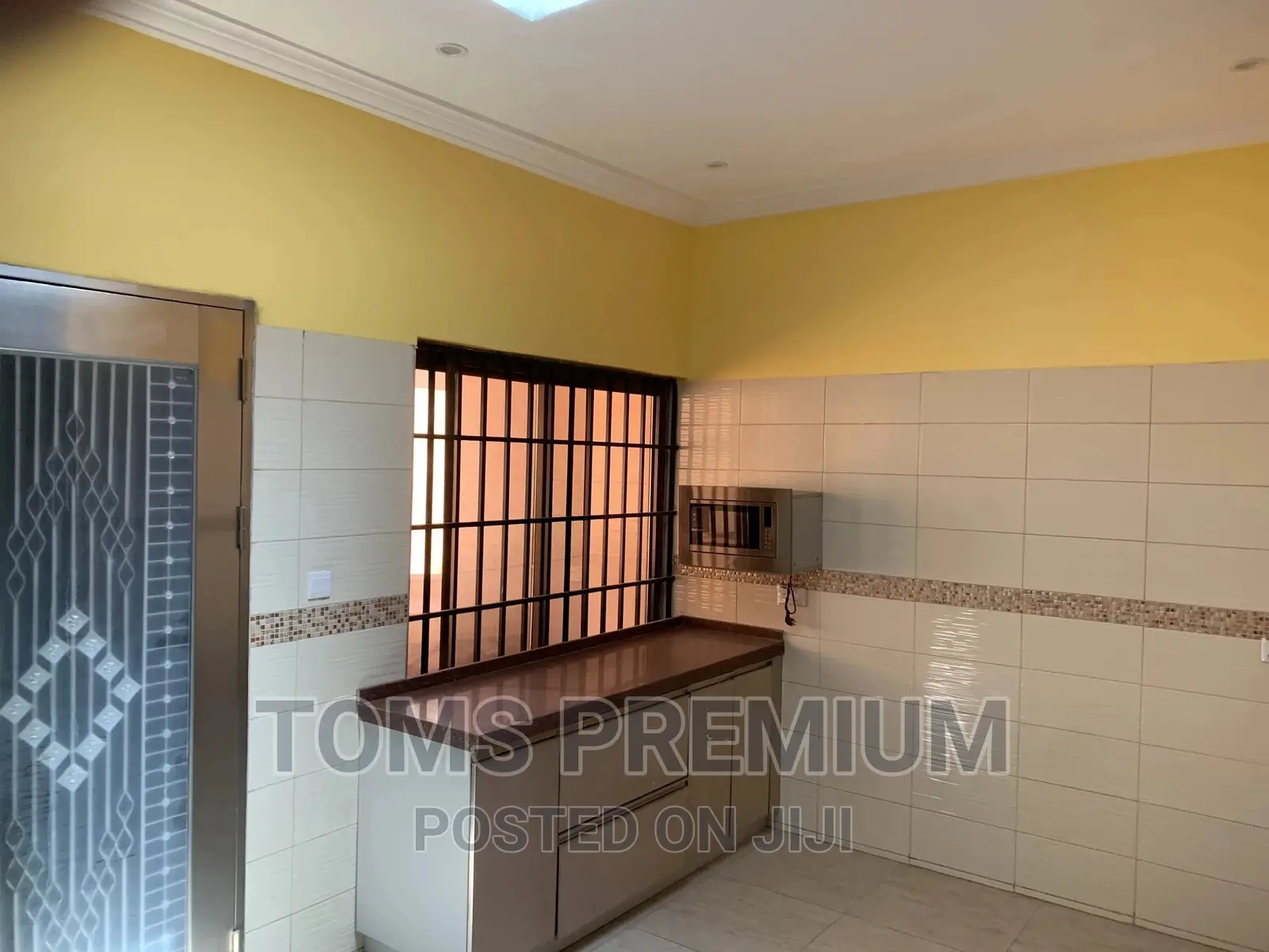 5bdrm House in Trassaco, East Legon for Rent