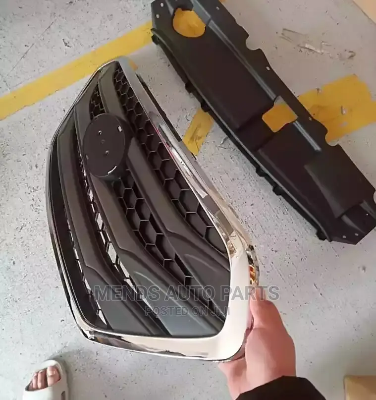 Hyundai Tucson 2014 Front Grill