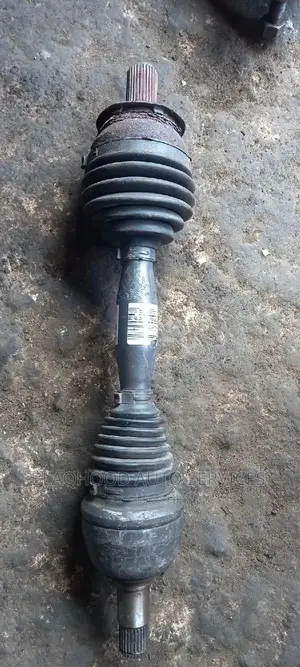 Mercedes Benz CLA 250 2017 DRIVE SHAFT Pair for Sale