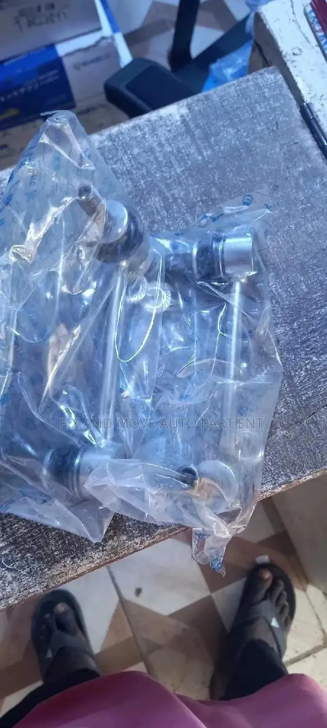 Land Cruiser Prado 2010-2014 SUSPENSION LINKS Pair Available
