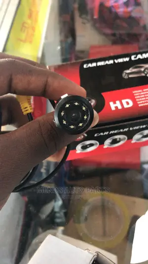 HD Clear Reverse Camera Available