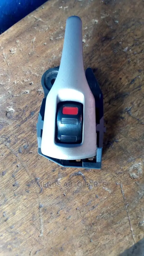 Corolla Inside Door Opener