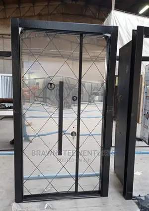 One N Half Mirror Door