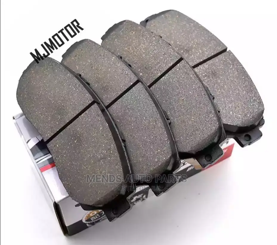 Toyota Highlander Front Brake Pads and Back Brake Pads