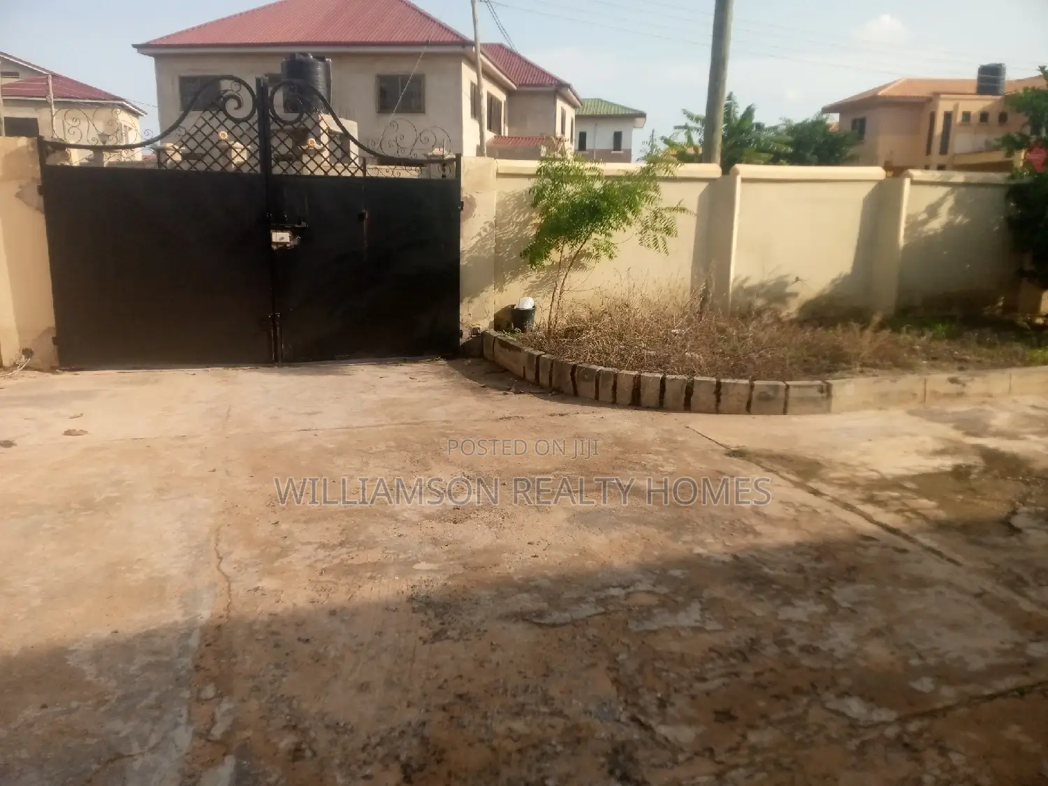 1bdrm Apartment in Hfc Estate, Spintex for rent