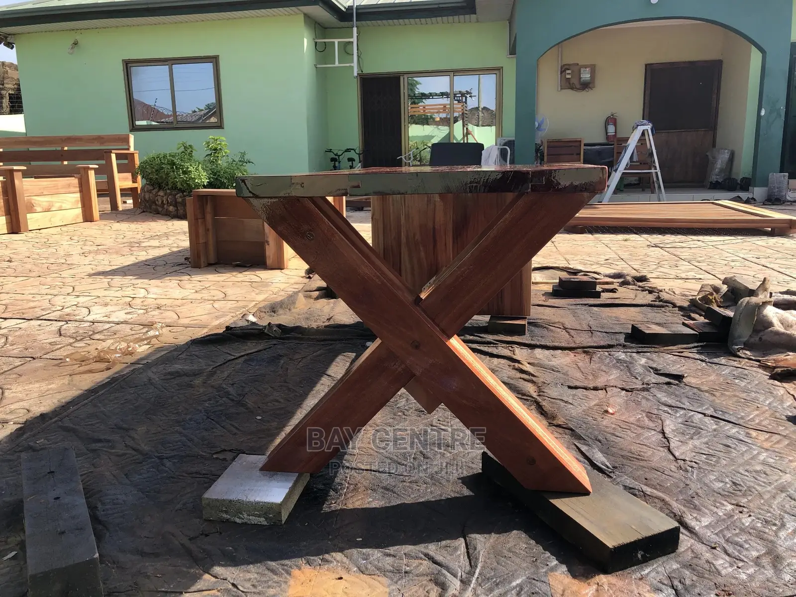 Morden Table