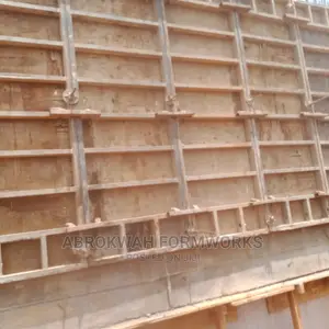 Retaining Wall/ Formwork/Gutters/Bridge/Lift/Bunker