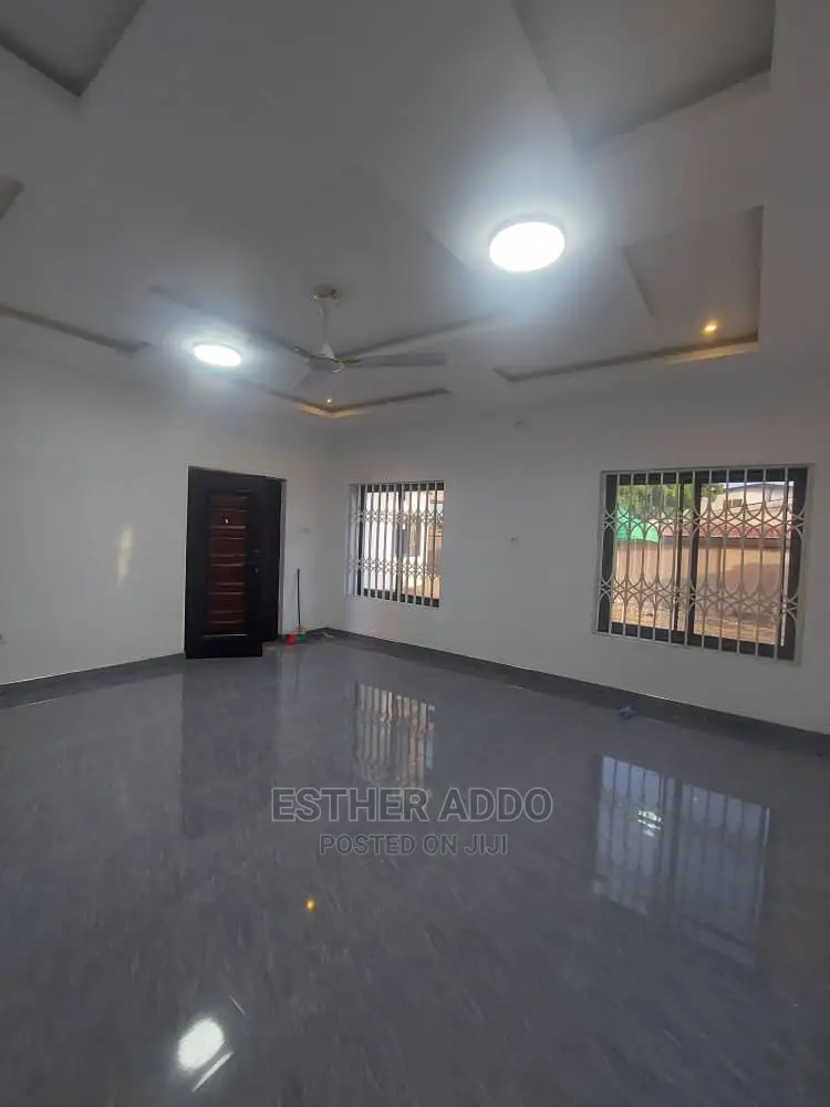 2bdrm Apartment in East Legon for rent