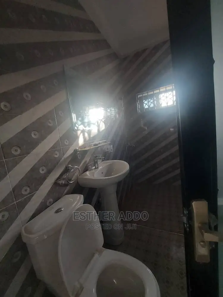 2bdrm Apartment in East Legon for rent