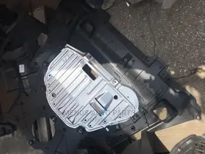 Honda CR-V Engine Pannel Cover Original