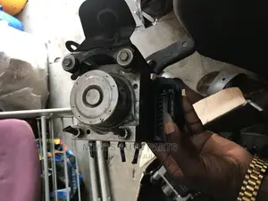 Toyota Corolla 2012 Abs Motor