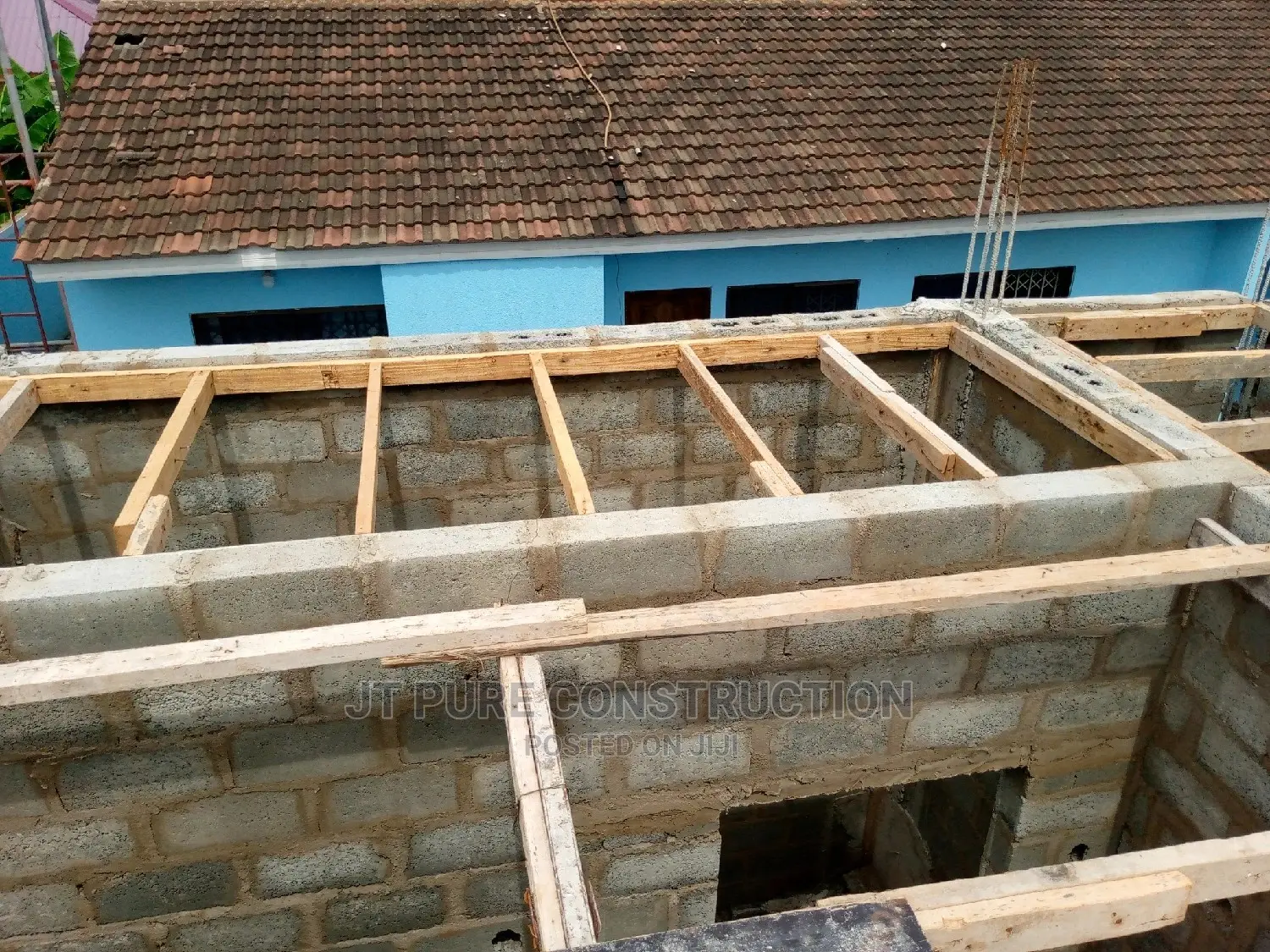 Building Contractor
