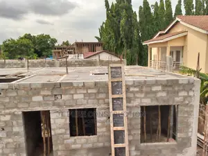Building Contractor