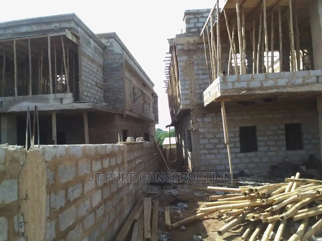 Building Contractor
