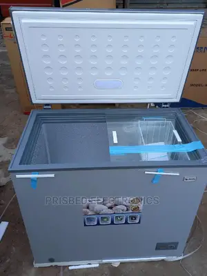 Pf()Pearl Chest Freezer 200 Litres With Glass on Top
