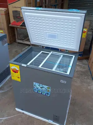 Pearl Durable Chest Freezer 147 Litres With Sliding Glass