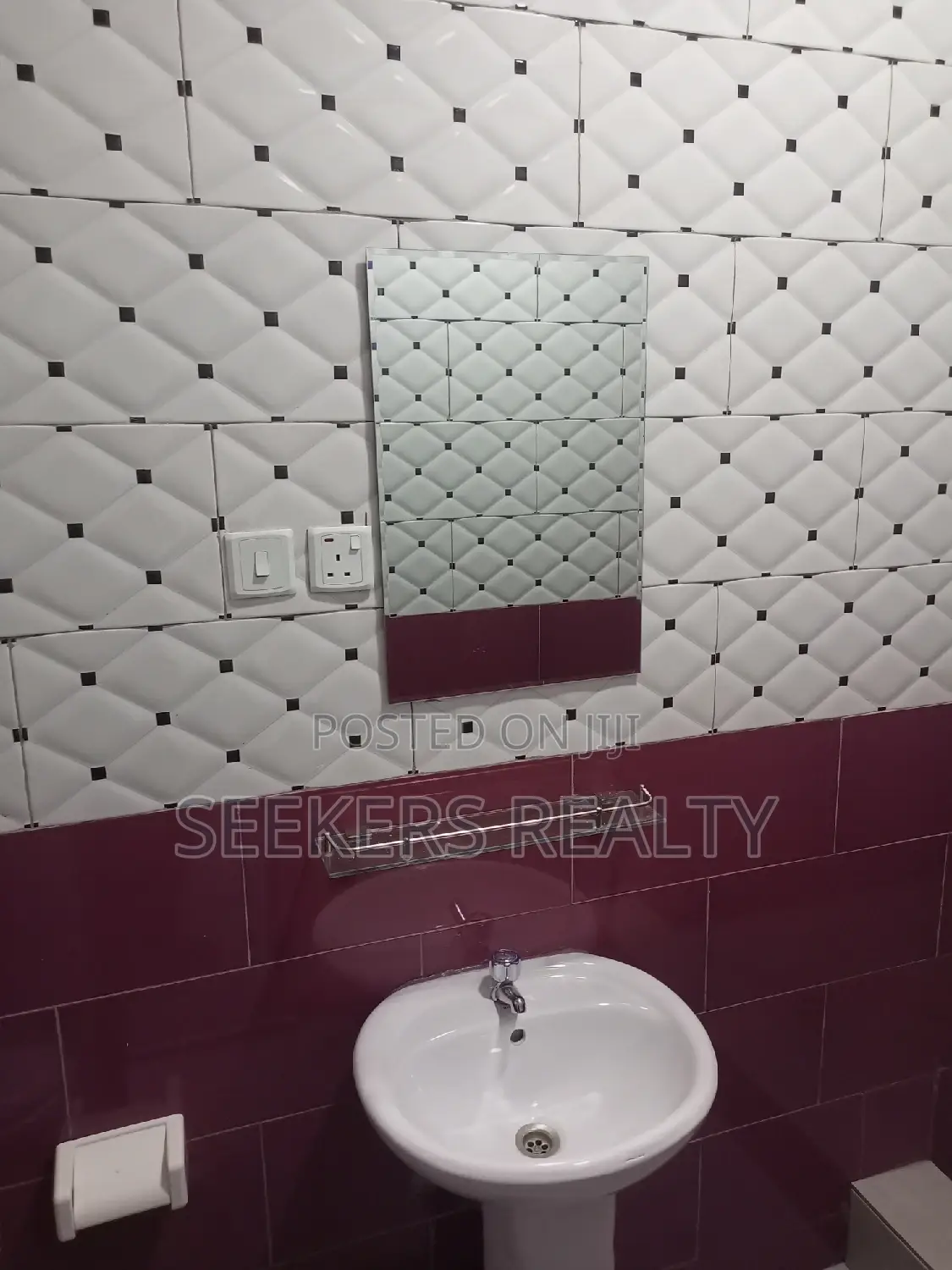 3bdrm Apartment in Seekers Realty, East Legon for rent