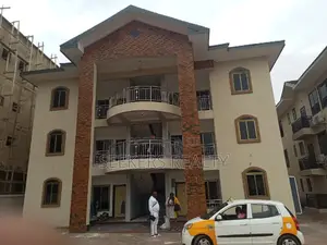 3bdrm Apartment in Seekers Realty, East Legon for rent
