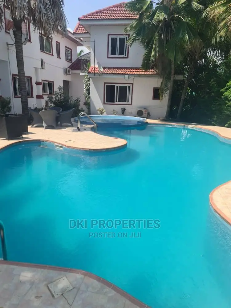 5bdrm House in Dki Properties, East Legon for Sale
