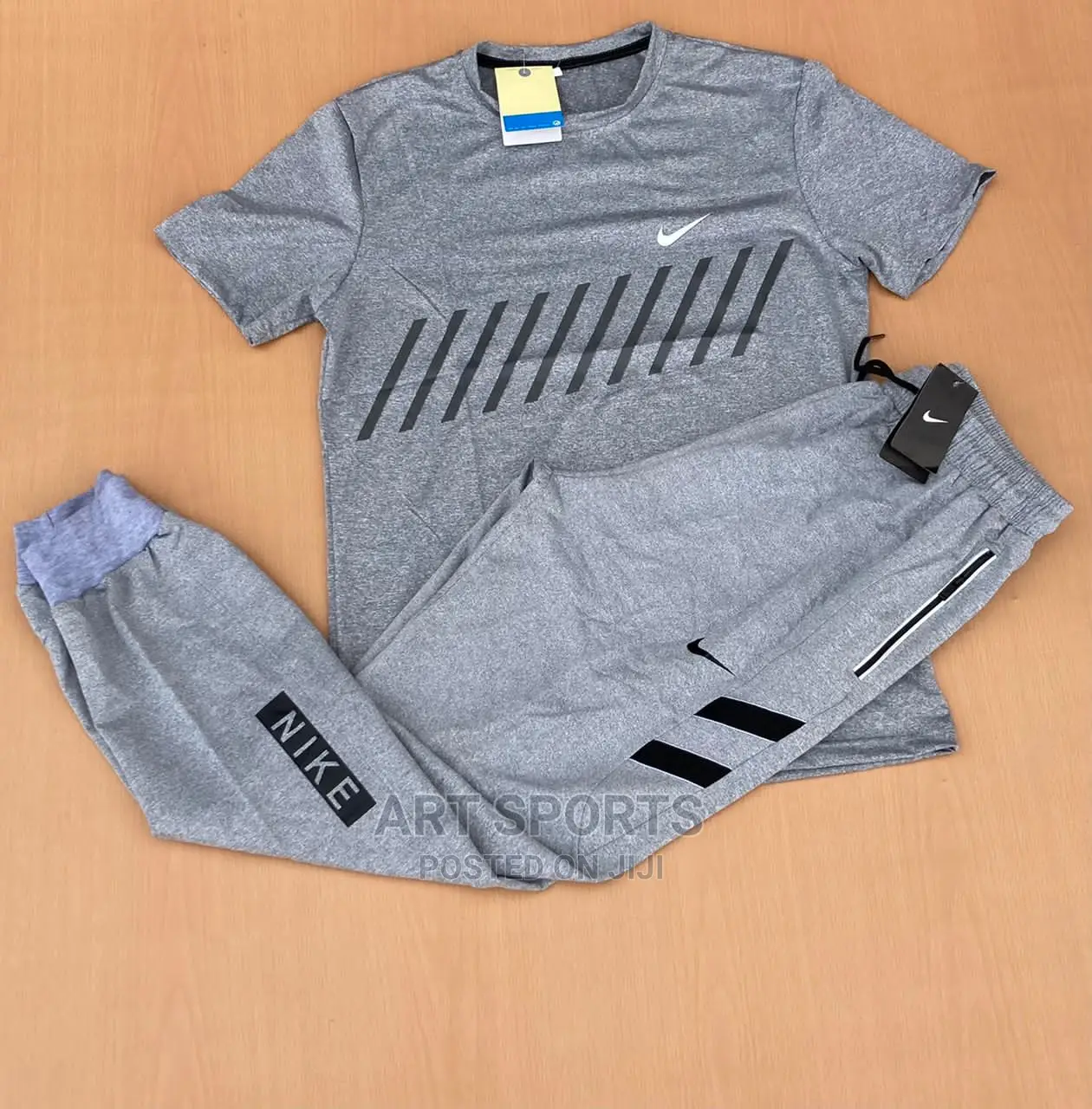 Nike Top and Down