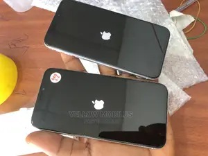 Apple iPhone X 64 GB White