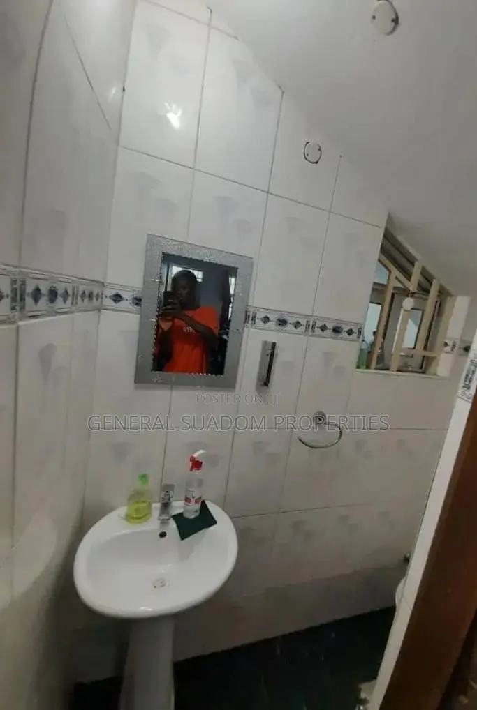 5bdrm Duplex in Suadom Properties, Baatsona Total for Sale