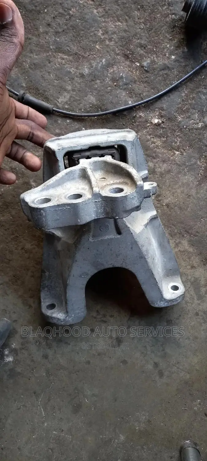 Honda Civic 2016-2019 Right Front ENGINE SEAT/MOUNT in Stock