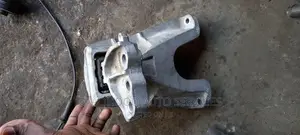 Honda Civic 2016-2019 Right Front ENGINE SEAT/MOUNT for Sale