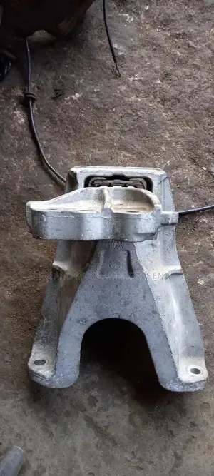 Honda Civic 2016-2019 Right Front ENGINE SEAT/MOUNT for Sale