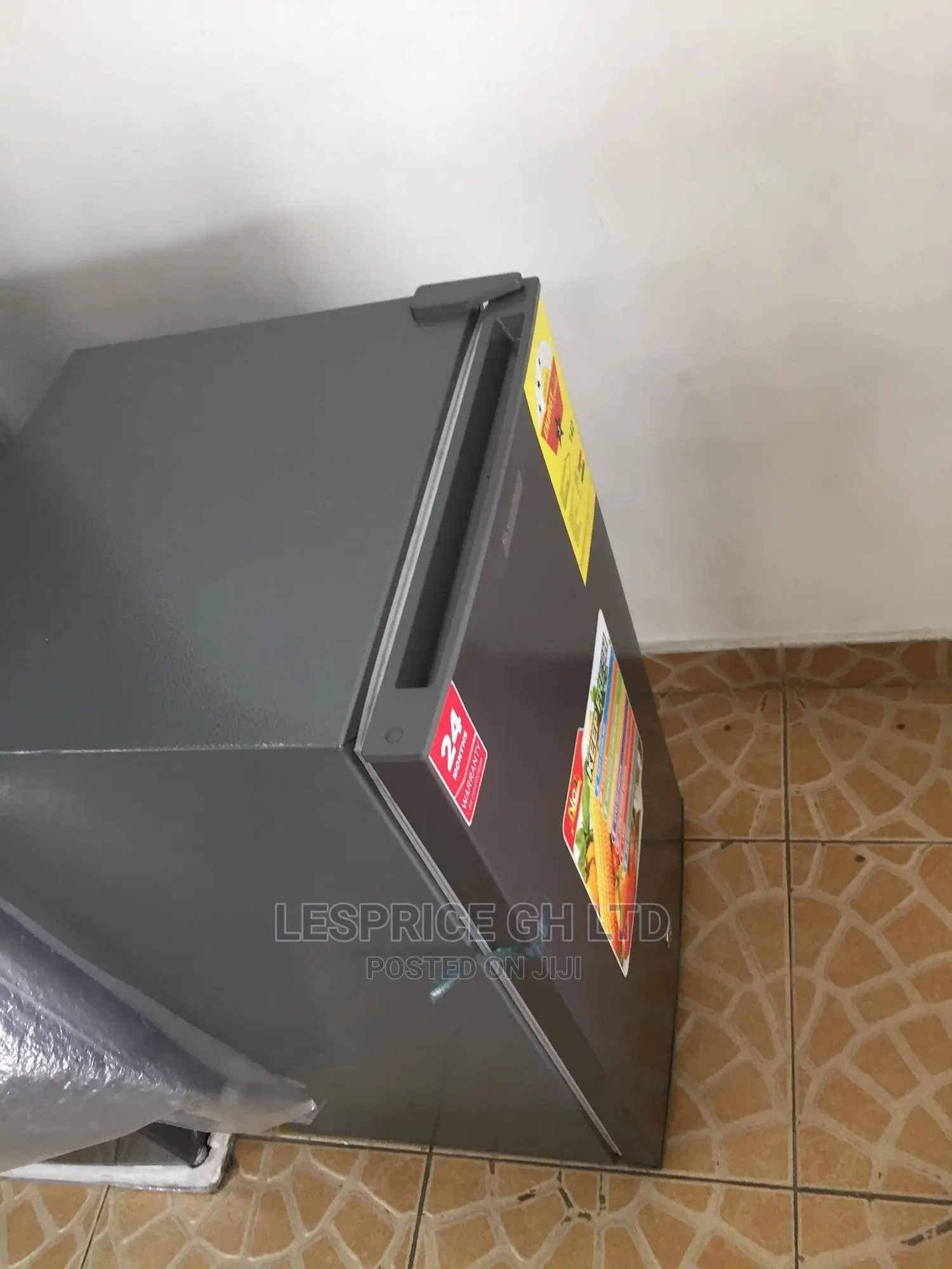 Powerful Chigo Tabletop Fridge