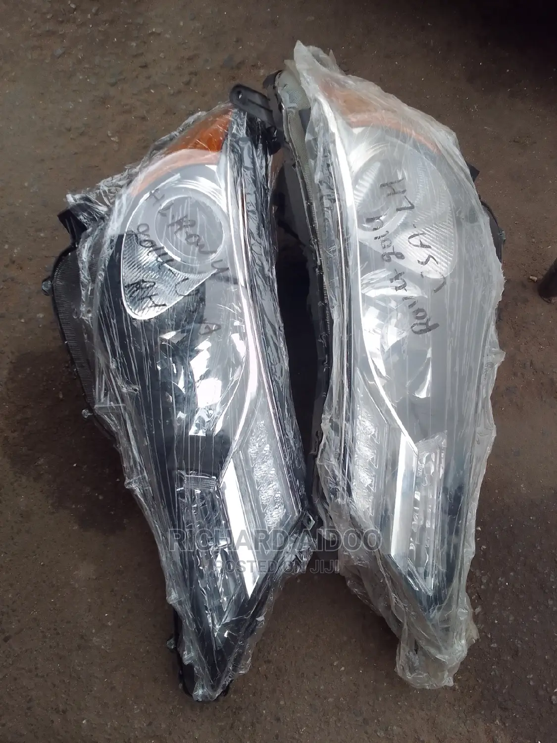 Toyota Rav 4 2014 Headlight