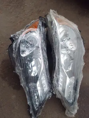 Toyota Rav 4 2014 Headlight