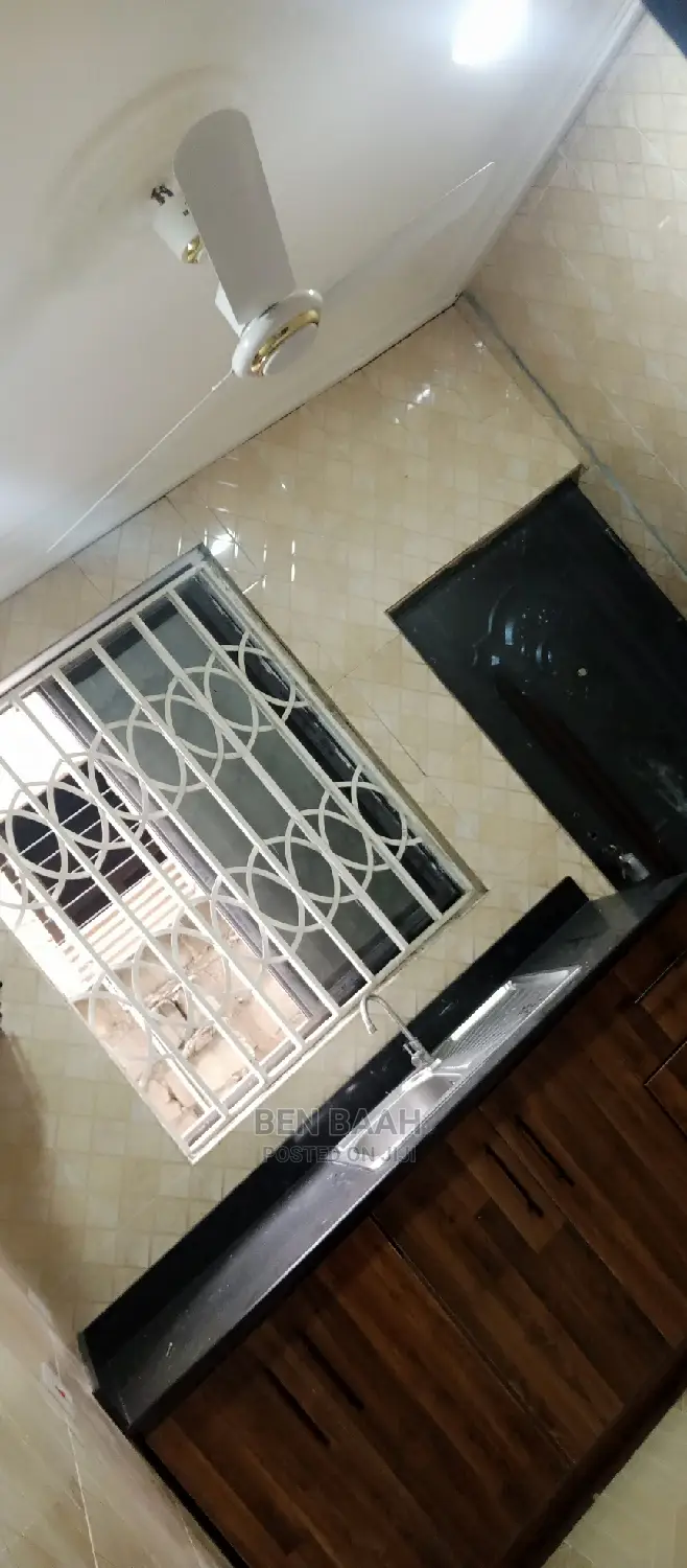 2bdrm Apartment in Ben Properties, School Area for rent