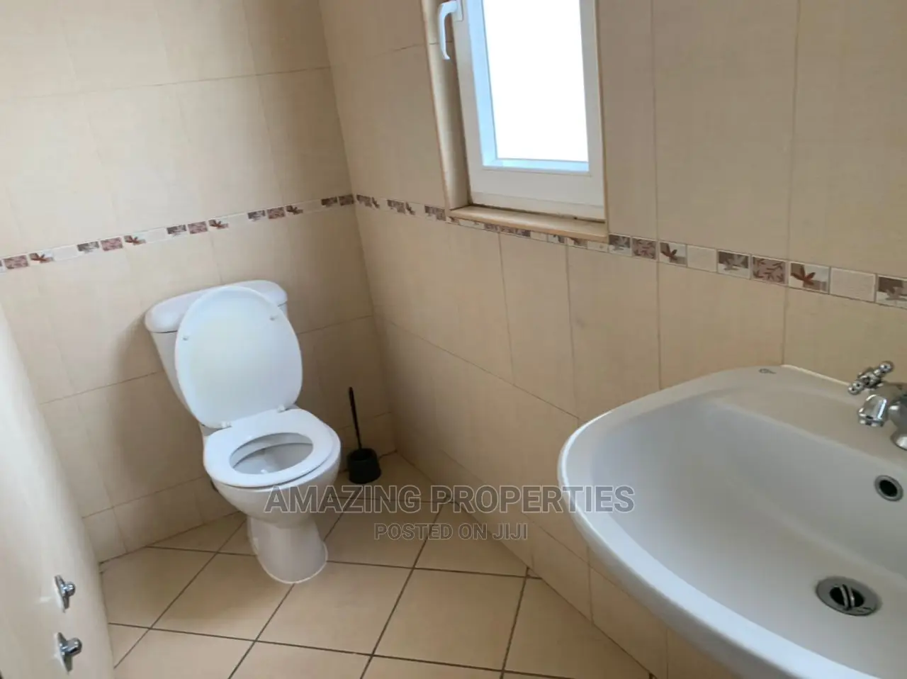 5bdrm House in For Sale 5 Bed House, East Legon for sale