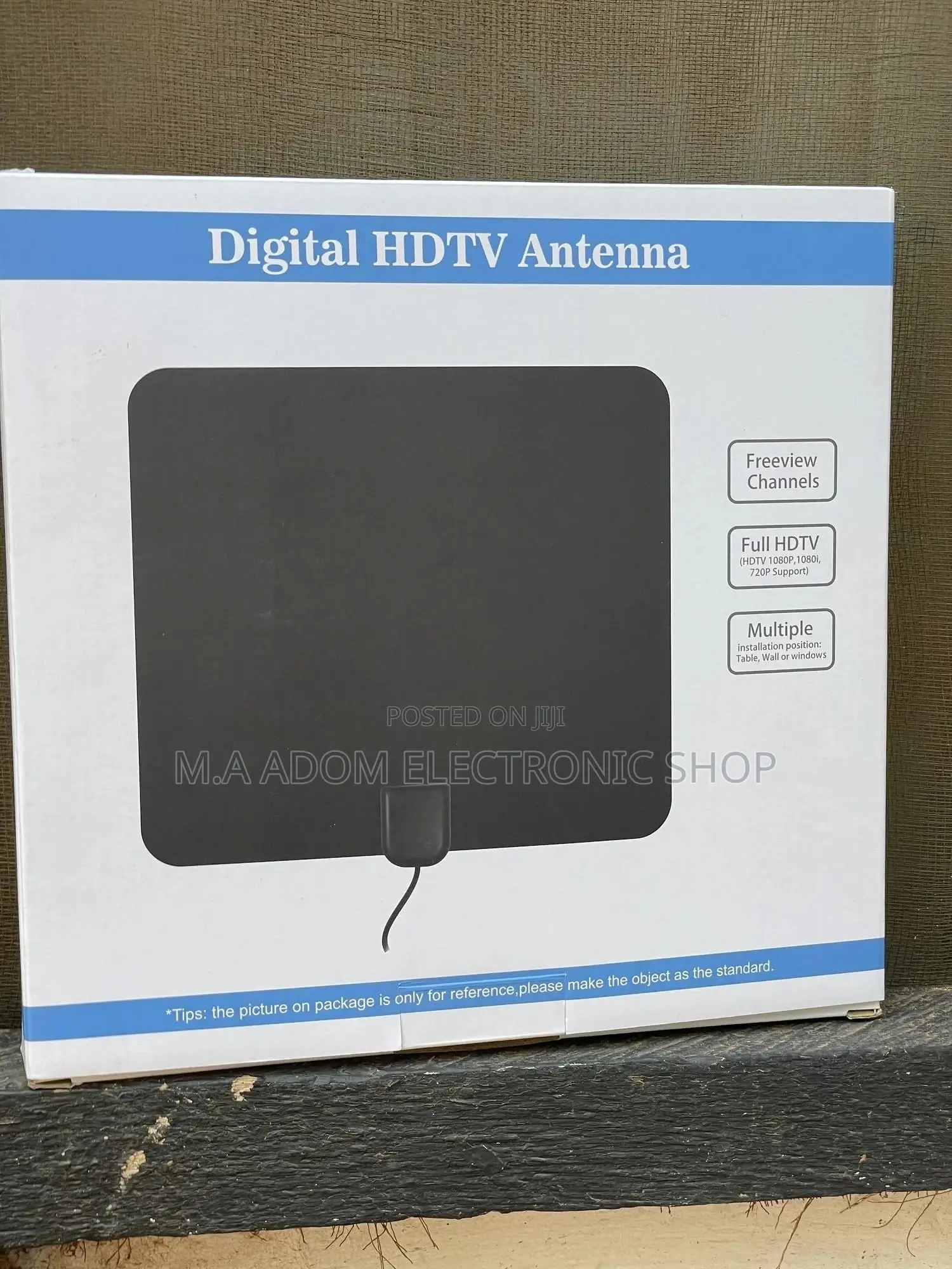 Freeview Hdtv Indoor Antenna With a 5v Booster