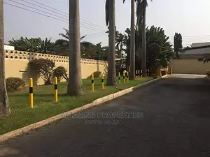 10bdrm House in Airport Residential for Sale
