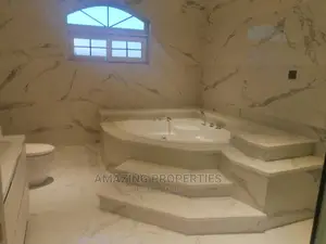 5bdrm House in 5 Bedrooms Self for Sale