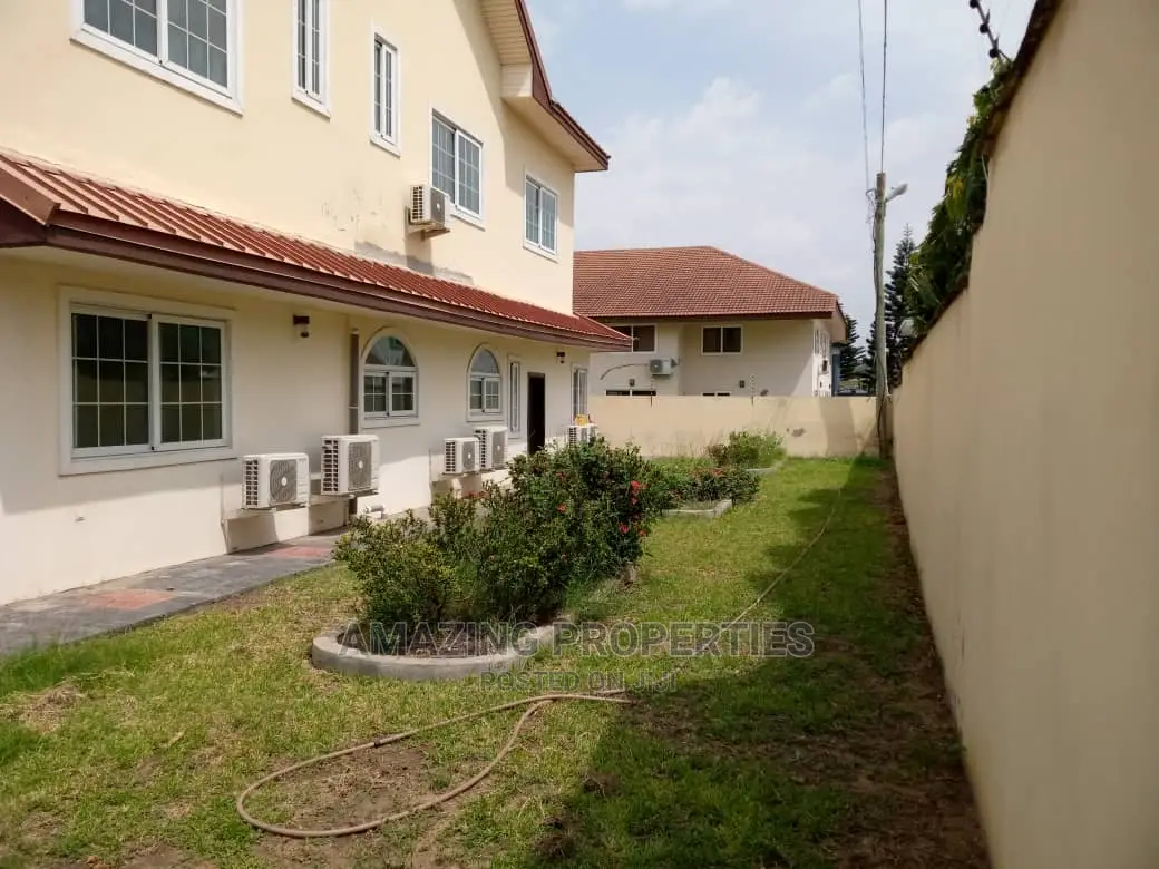 5bdrm House in for Rent 5 Bedrooms for Rent